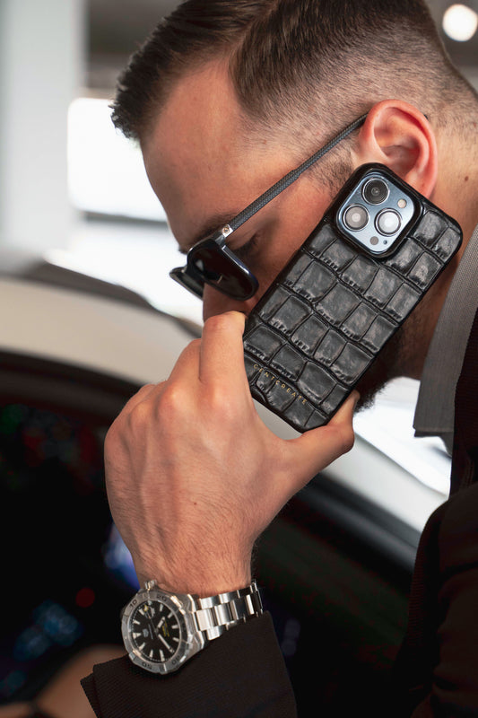 PHONE CASE